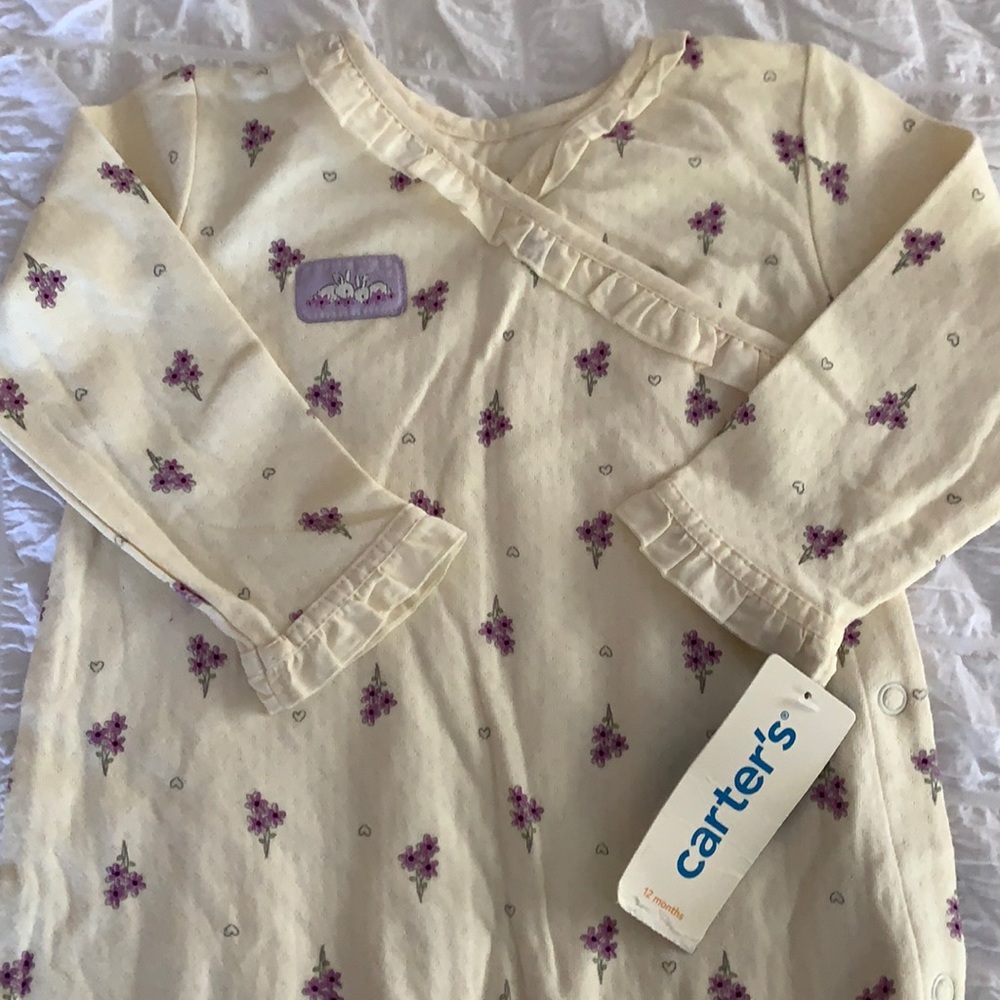 NWT Carter’s Baby Jumpsuit (12M)